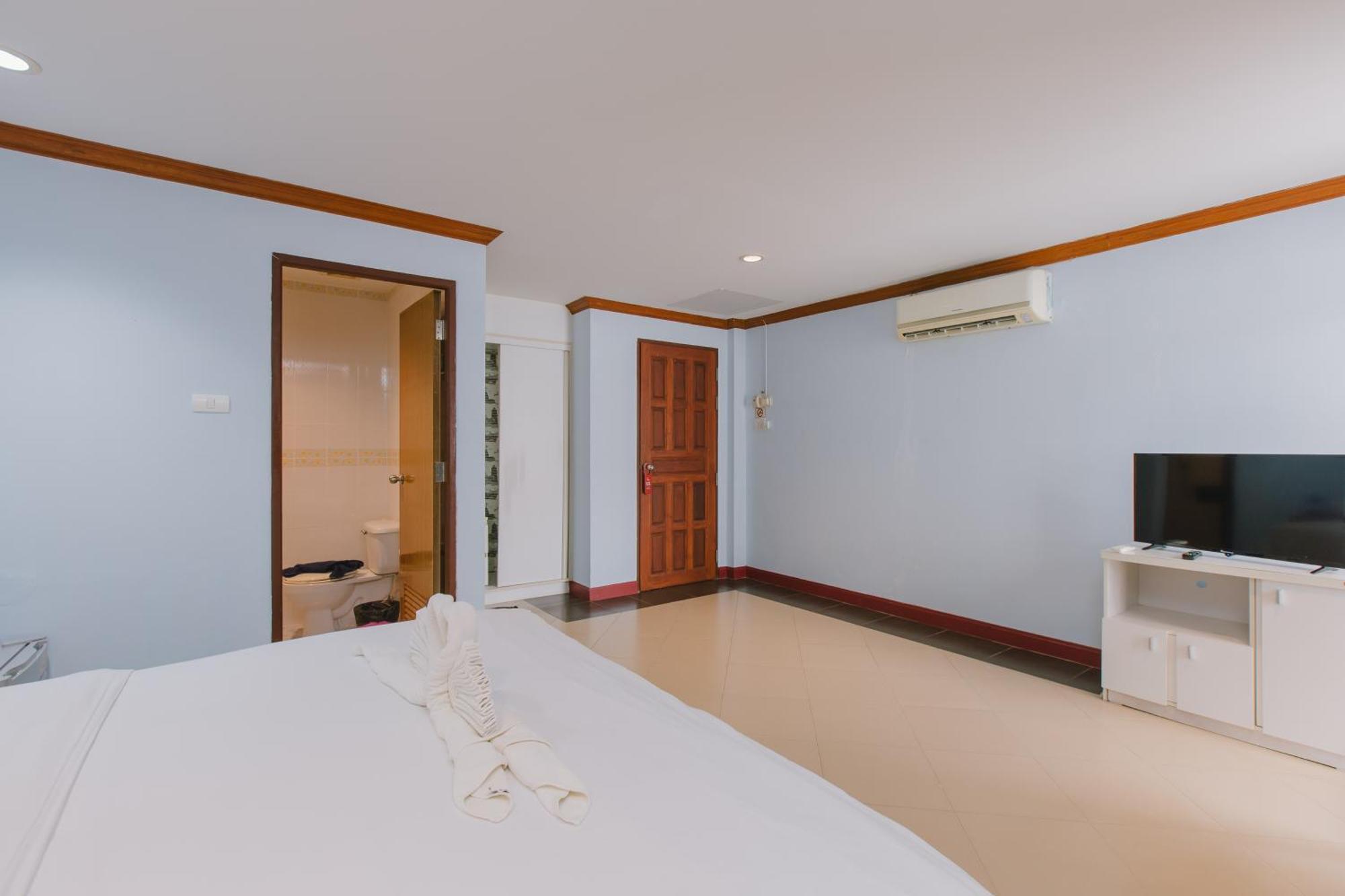 Sunstar Palace Patong Extérieur photo