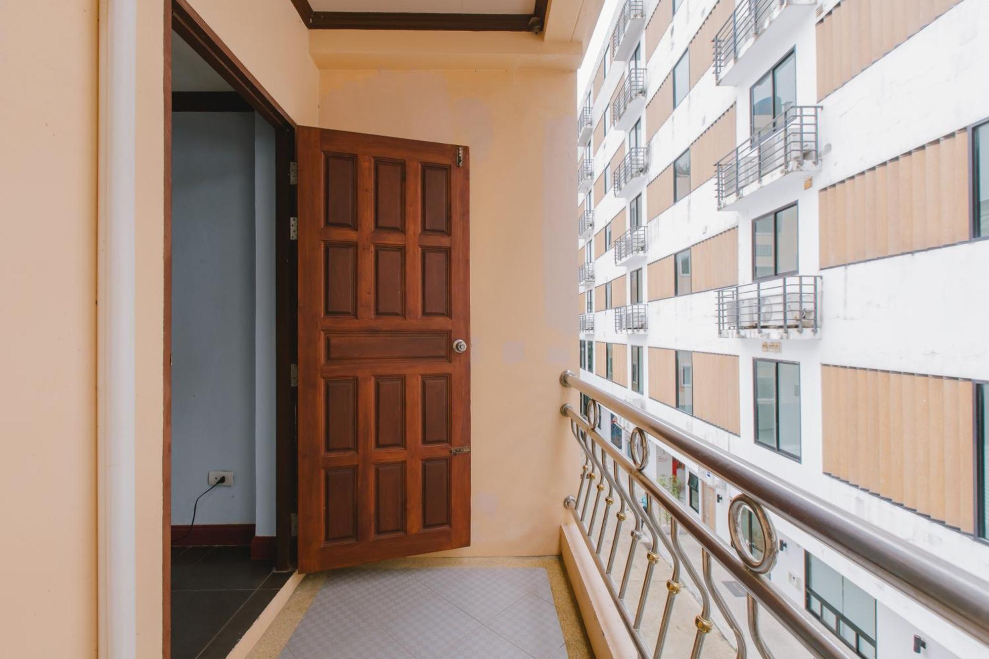Sunstar Palace Patong Extérieur photo